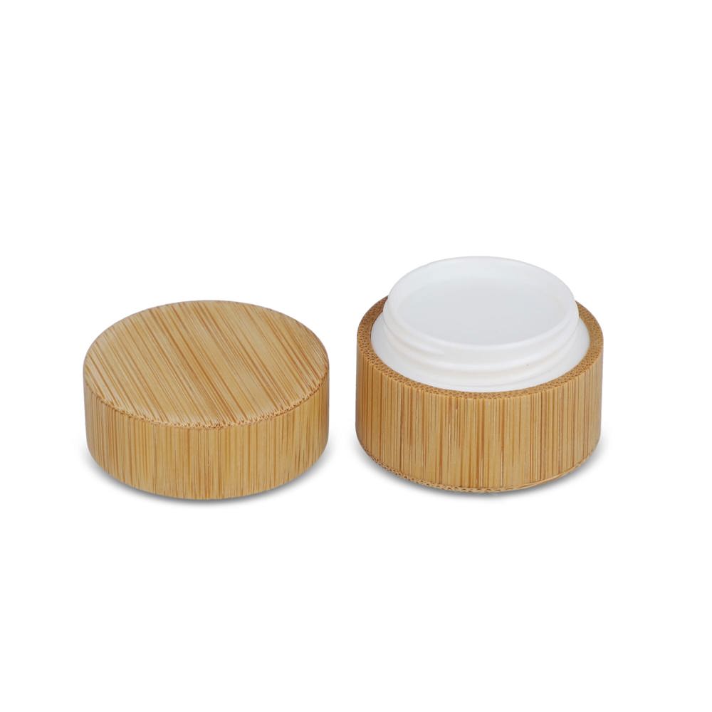 Lippenbalsem rond bamboe